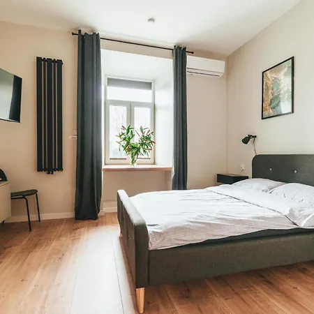 Przytulny Przy Dworcu * 라돔